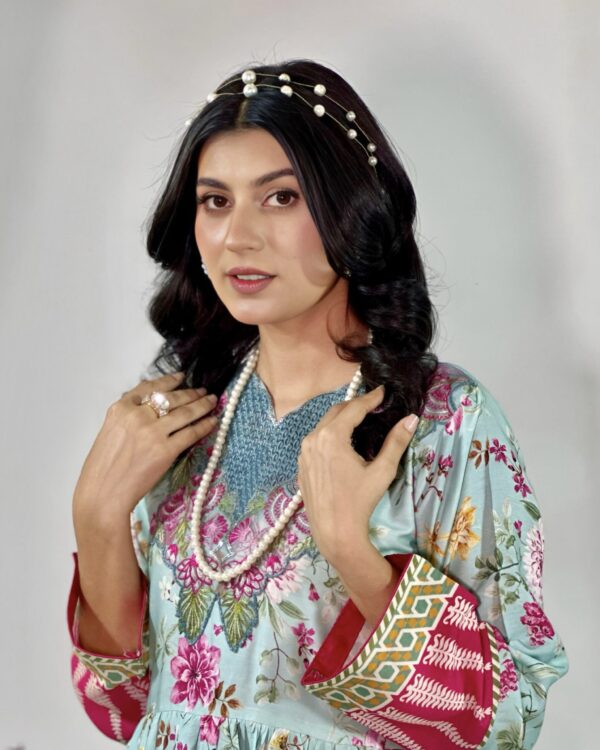 Pearls Headband with gold chain